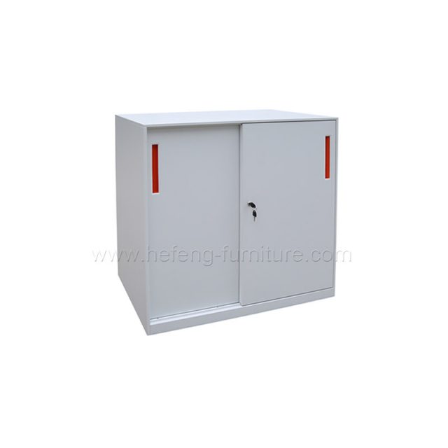 Armoire Basse à Portes Coulissantes